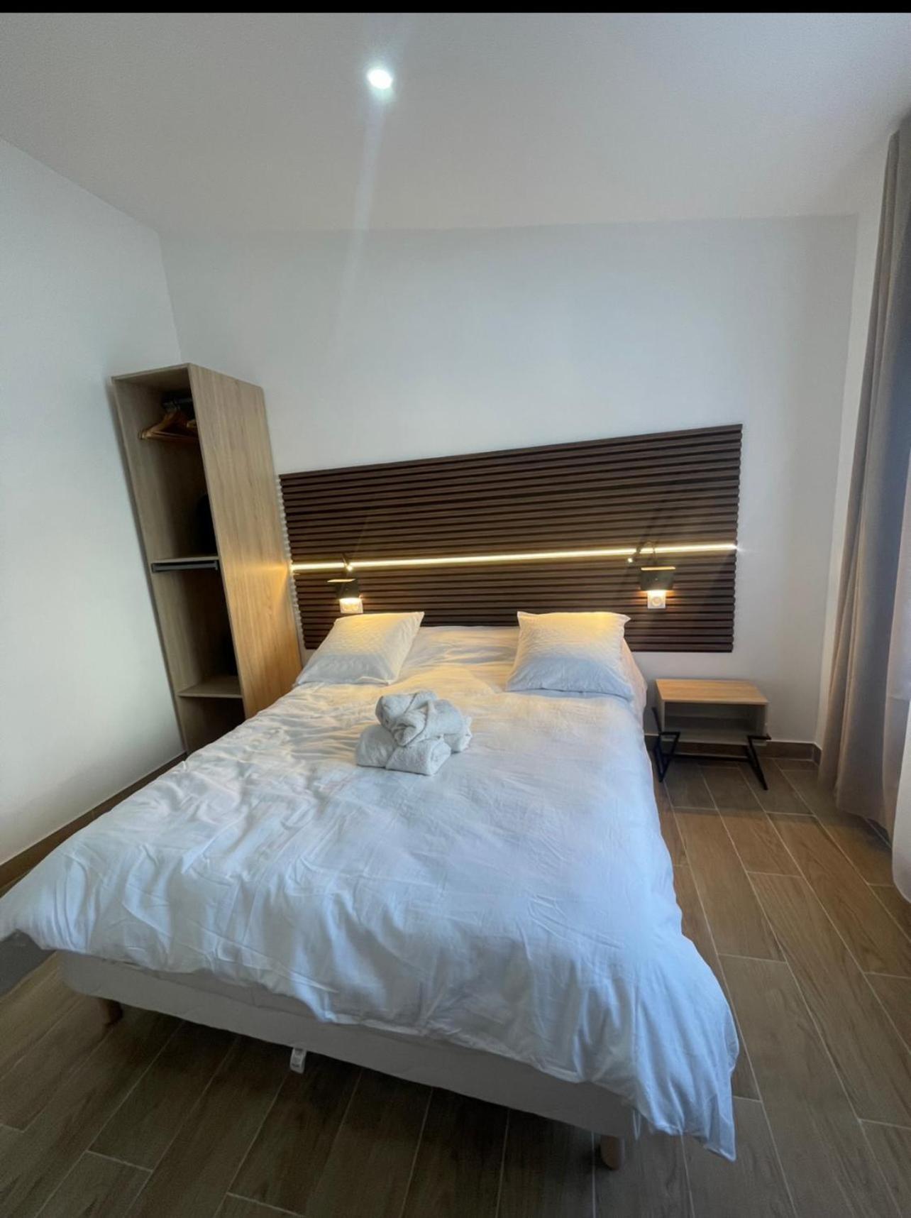 Hotel Du Parc Canal - Stade De France Σαιν-Ντενί Εξωτερικό φωτογραφία